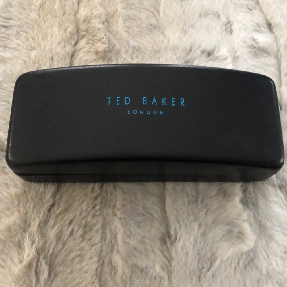 Ted Baker sun glass vase with cloth